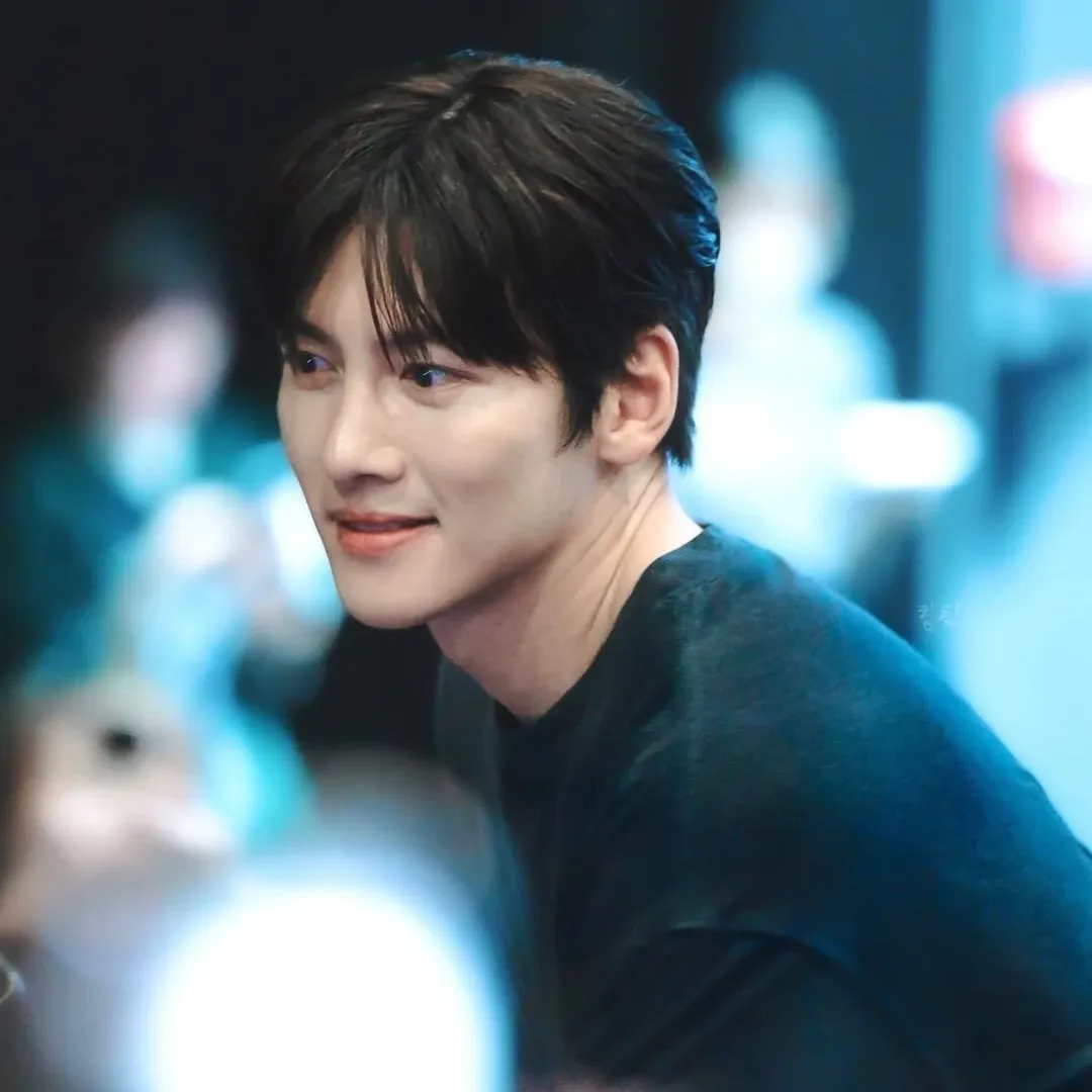 Latest photo of Ji Changwook