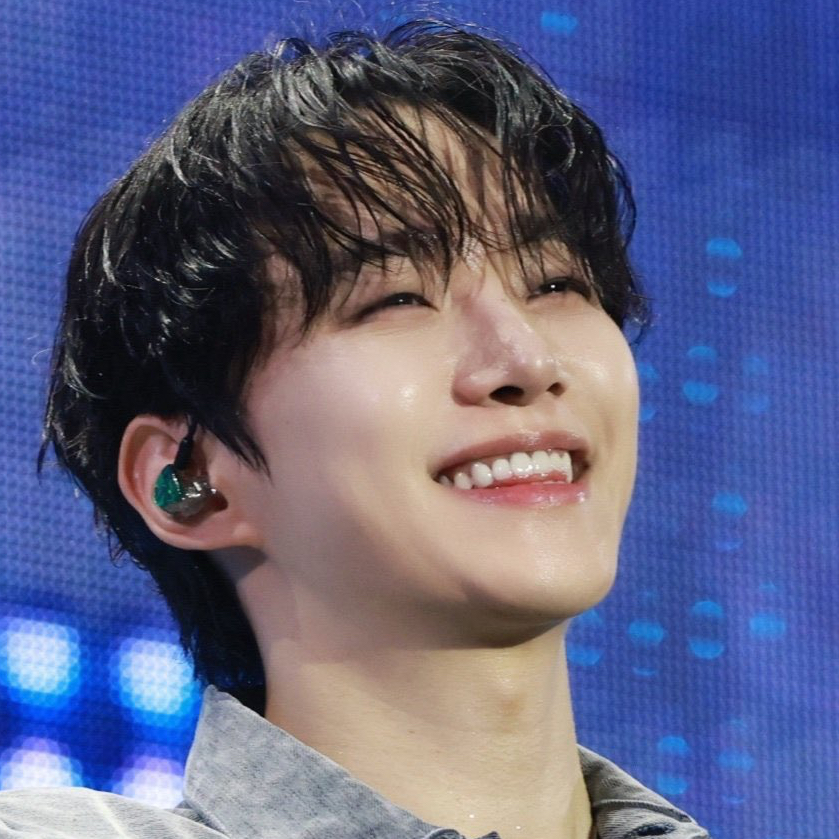 粉丝拍下的李俊昊瞬间