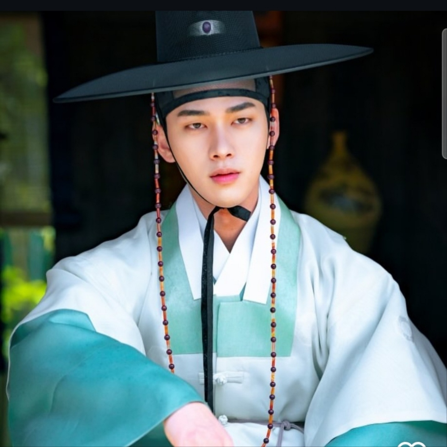 A moment captured by a fan of Hong Mingi