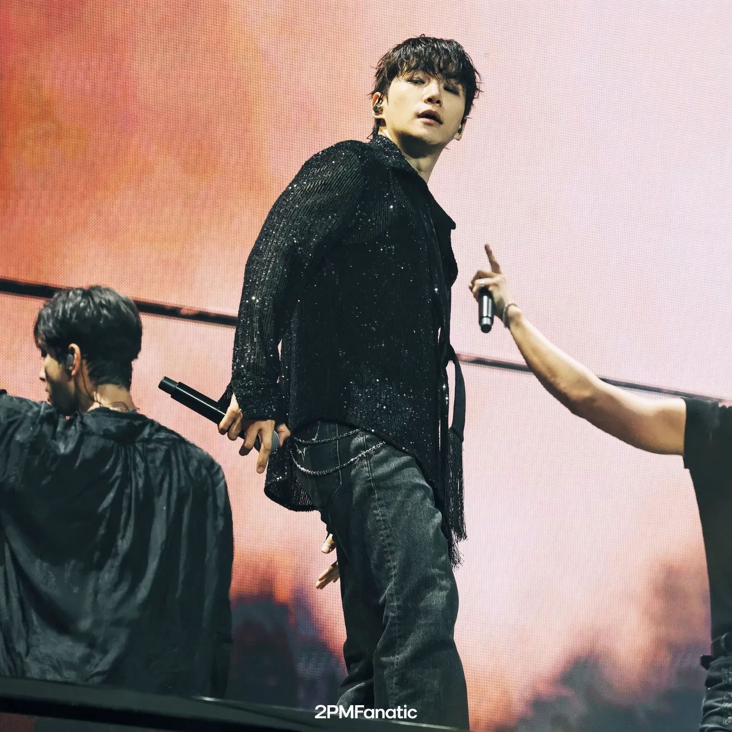 Foto kegiatan terbaru dari Lee Junho