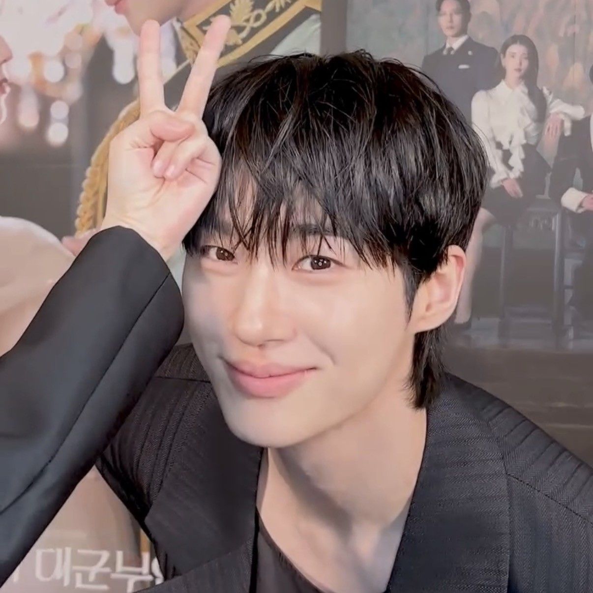 Momen yang diabadikan oleh penggemar Byeon Wooseok