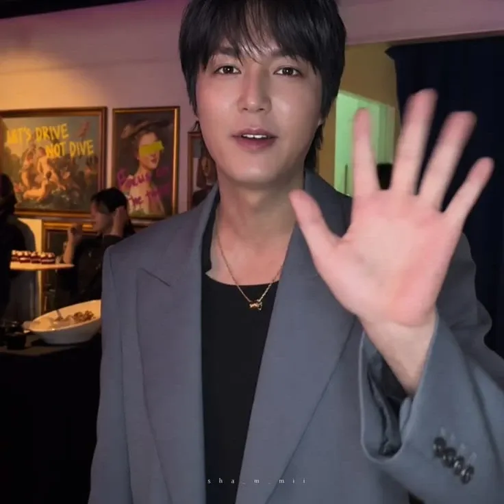 Recent activity shot of Lee Minho