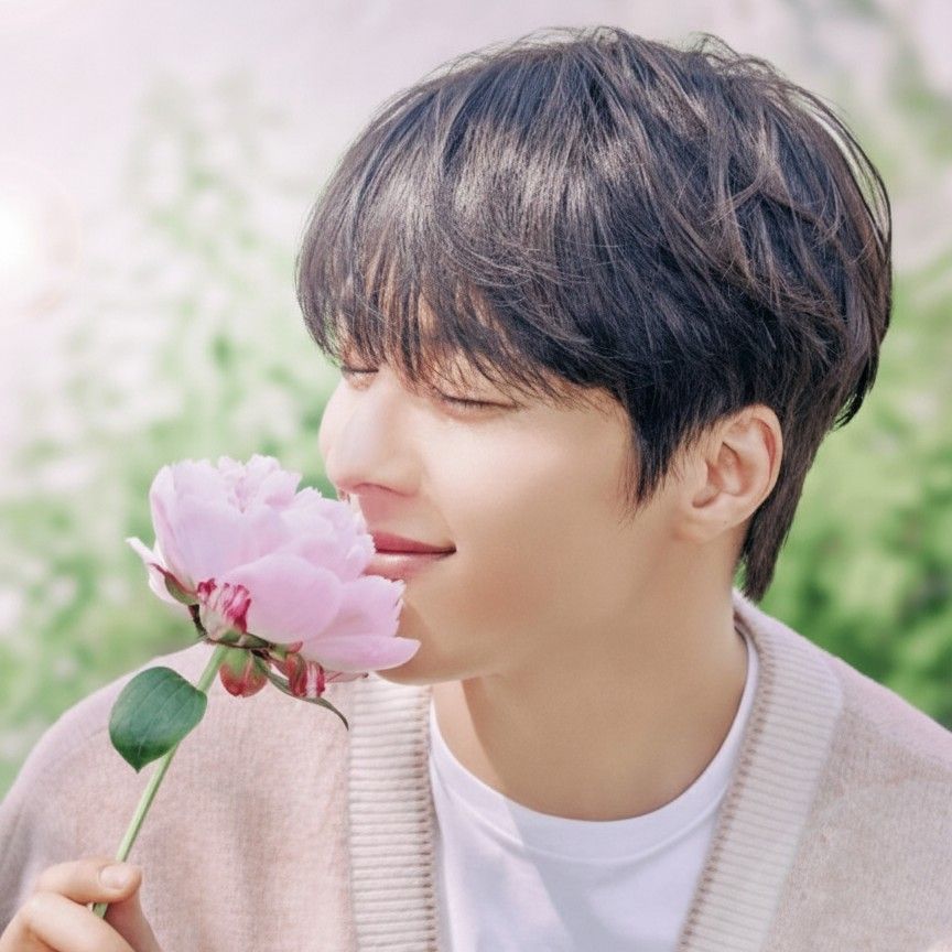 粉丝拍下的张基龙瞬间