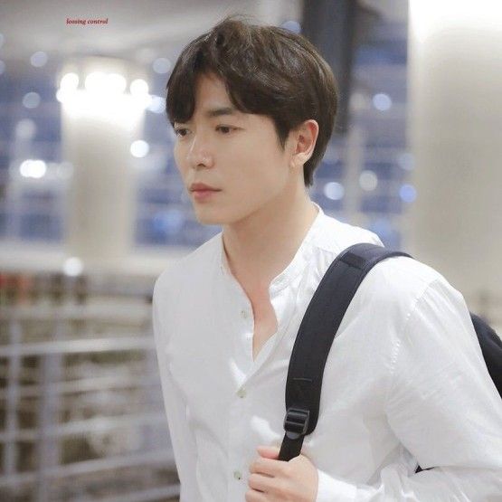 金材昱的最新照片