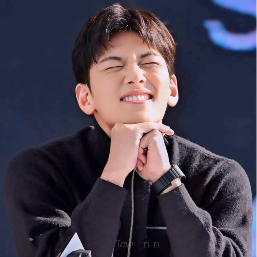 Behind-the-scenes cut of Ji Changwook