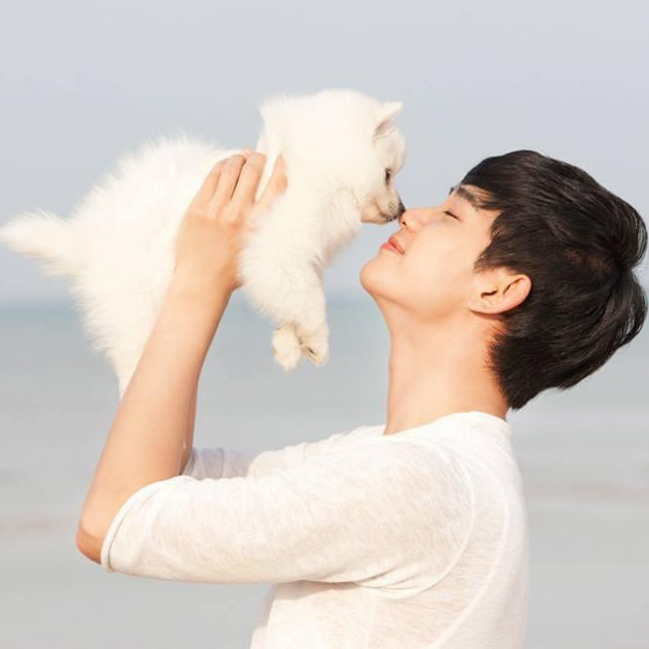 Behind-the-scenes cut of Kim Soohyun