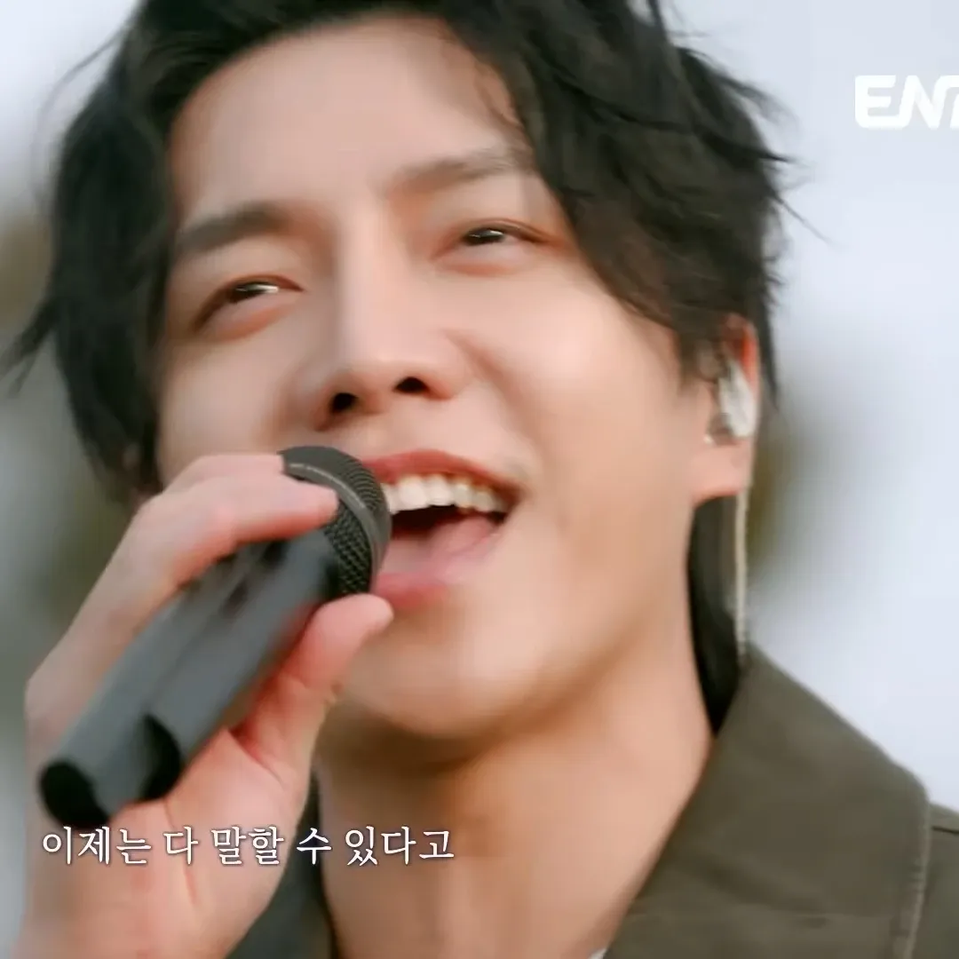 ファンが撮影したイ・スンギの瞬間