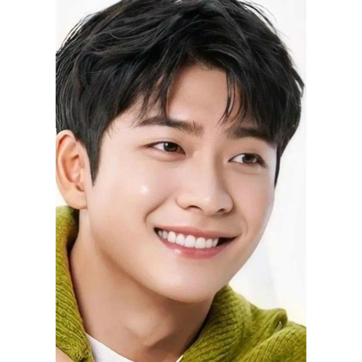 Behind-the-scenes cut of Kang Taeoh