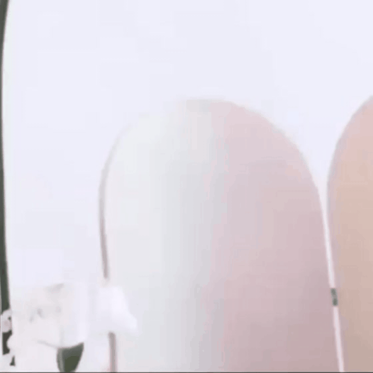 Behind-the-scenes cut of Jung Haein