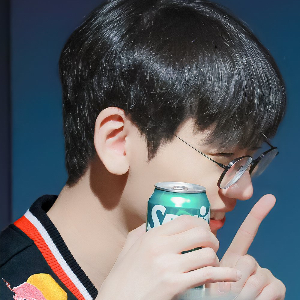 Behind-the-scenes cut of Doran