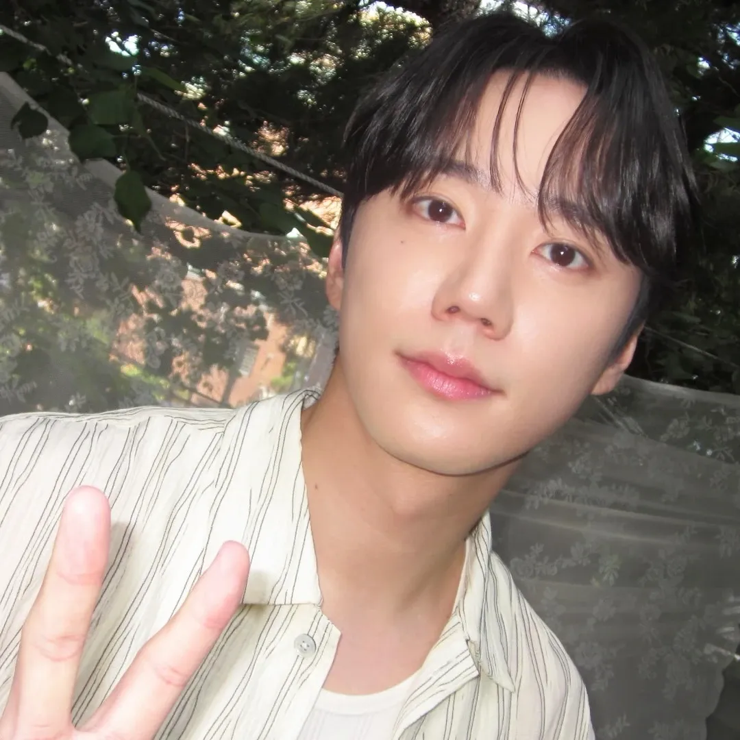 Latest photo of Lee Junyoung