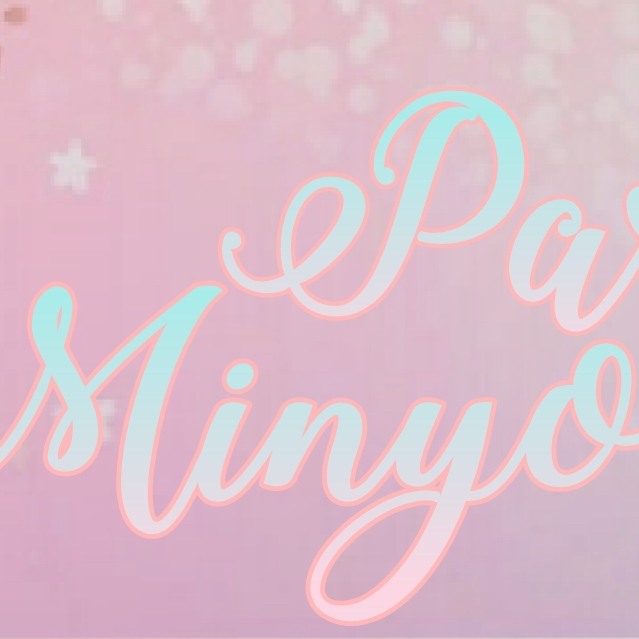 A moment captured by a fan of Park Minyoung