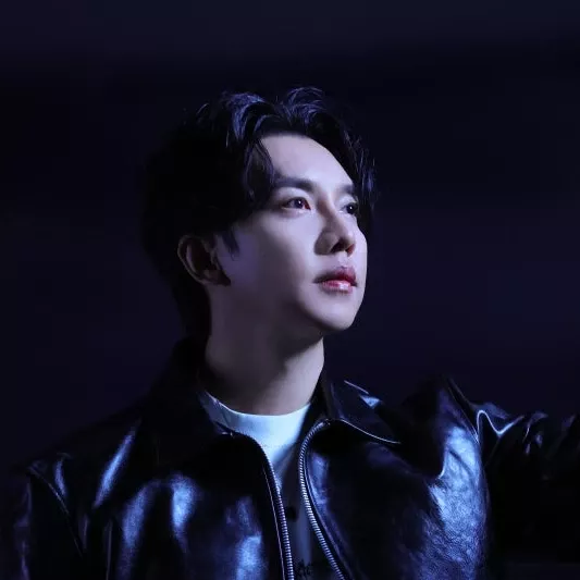 Recent activity shot of Lee Seunggi