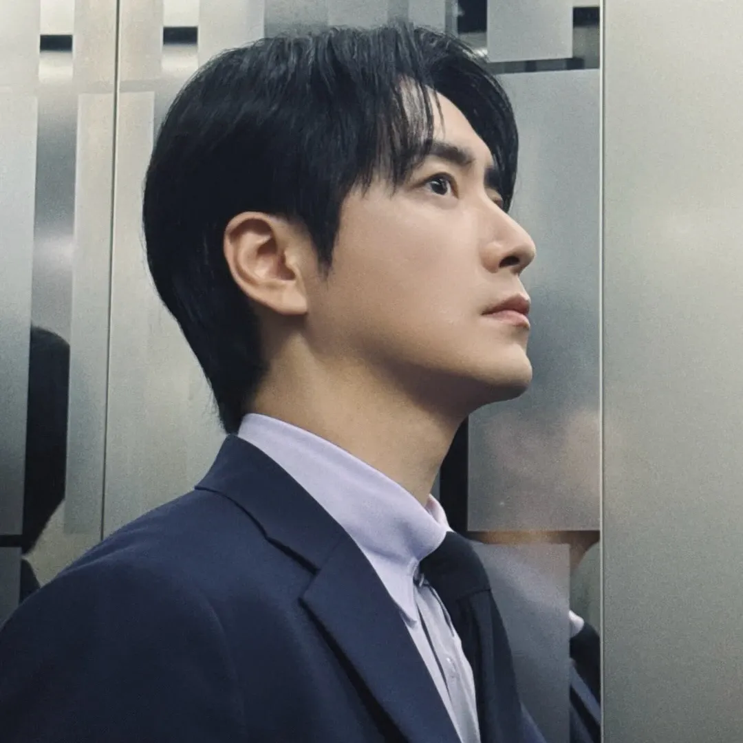 Recent activity shot of Lee Joonhyuk