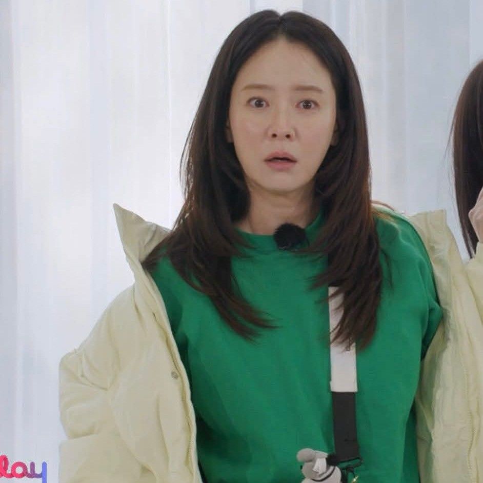 Cuplikan di balik layar dari Song Jihyo