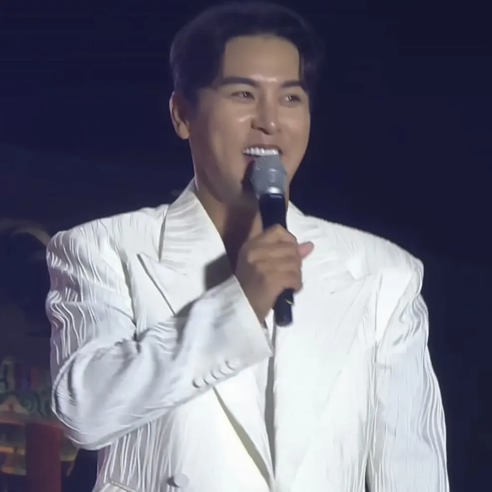 Momen yang diabadikan oleh penggemar Jang Minho