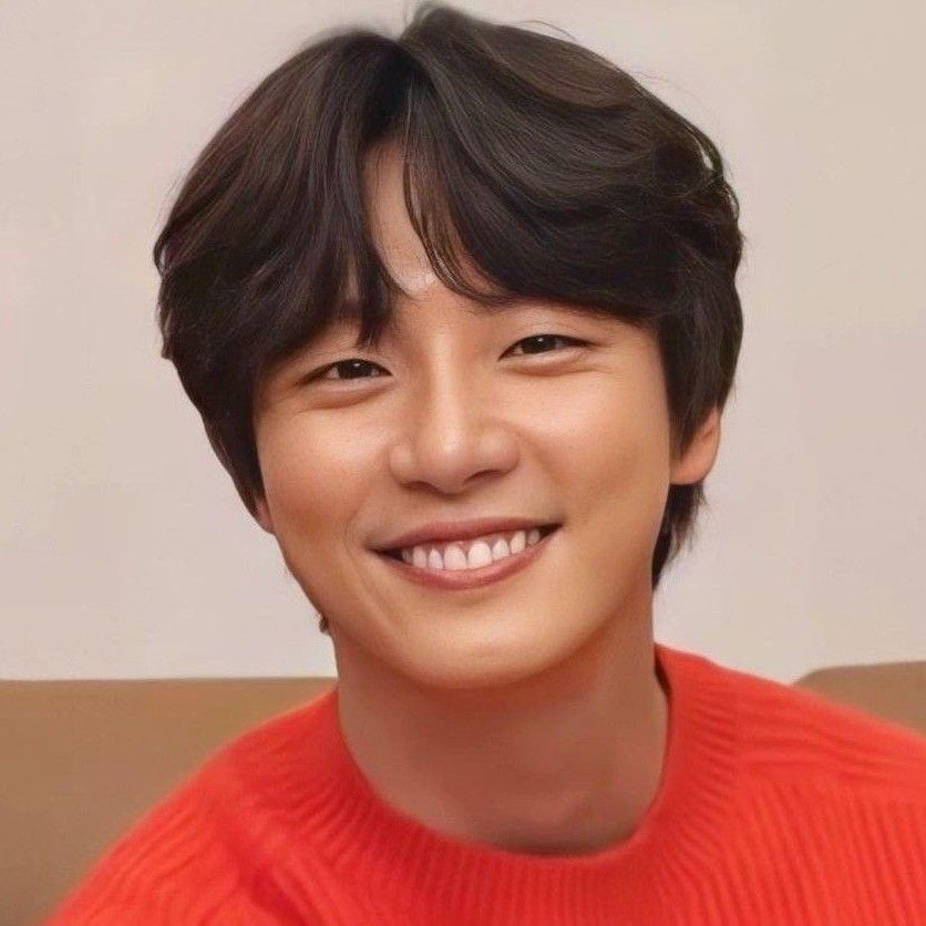 A moment captured by a fan of Yoon Shiyoon