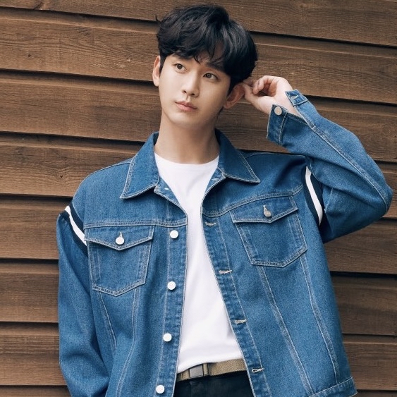 Recent activity shot of Kim Soohyun