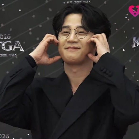 Recent activity shot of Park Jihoo (Mr. Trot 3)