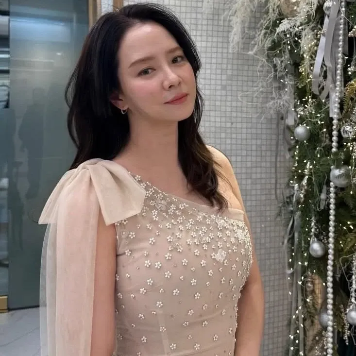송지효 최근 활동샷
