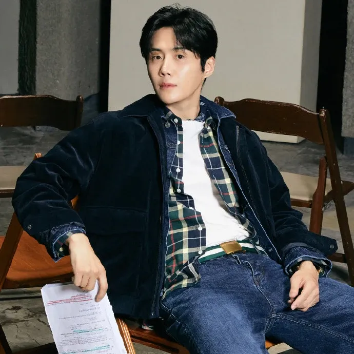Foto kegiatan terbaru dari Kim Seonho