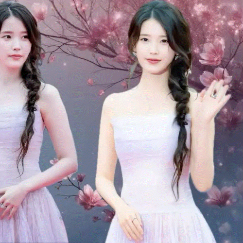 A moment captured by a fan of IU