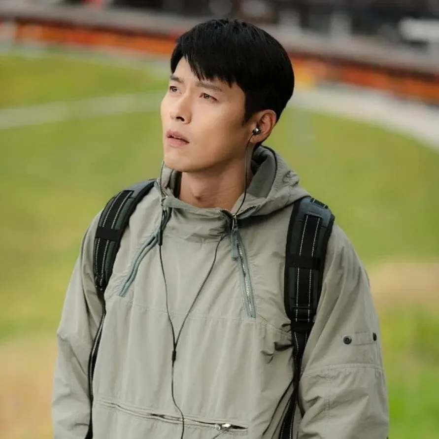 Foto terbaru dari Hyun Bin