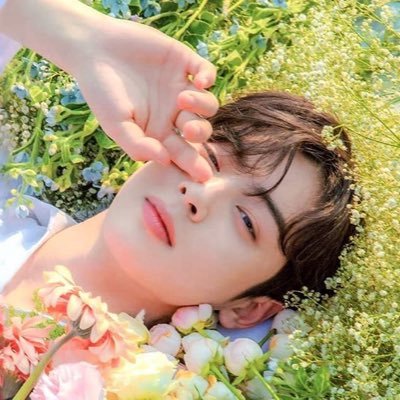 チャ・ウヌの最近の活動ショット