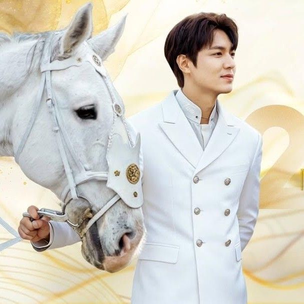 粉絲拍下的李敏鎬瞬間