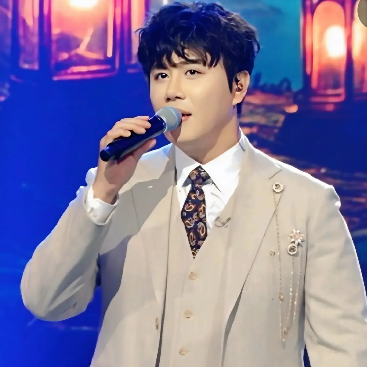 粉絲拍下的晉海成瞬間