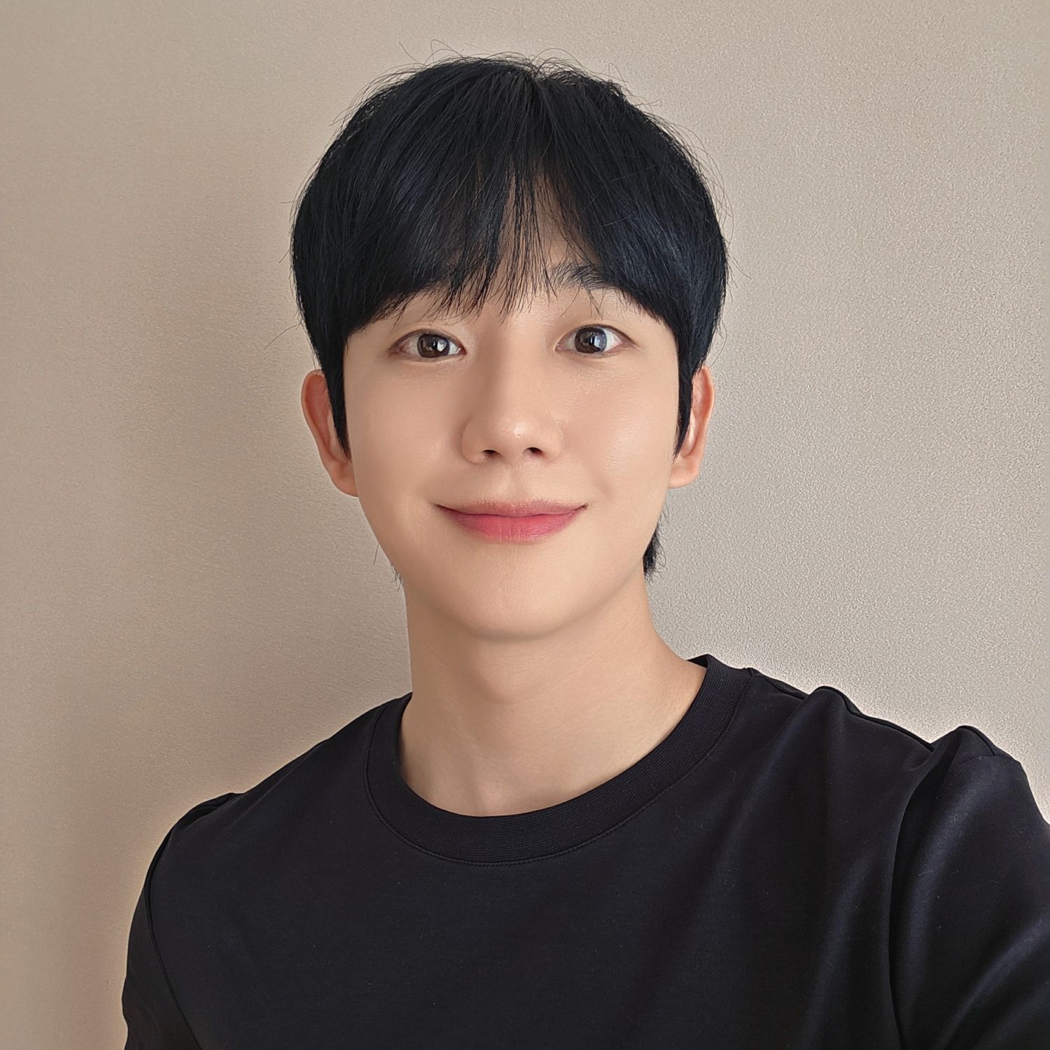 粉丝拍下的丁海寅瞬间