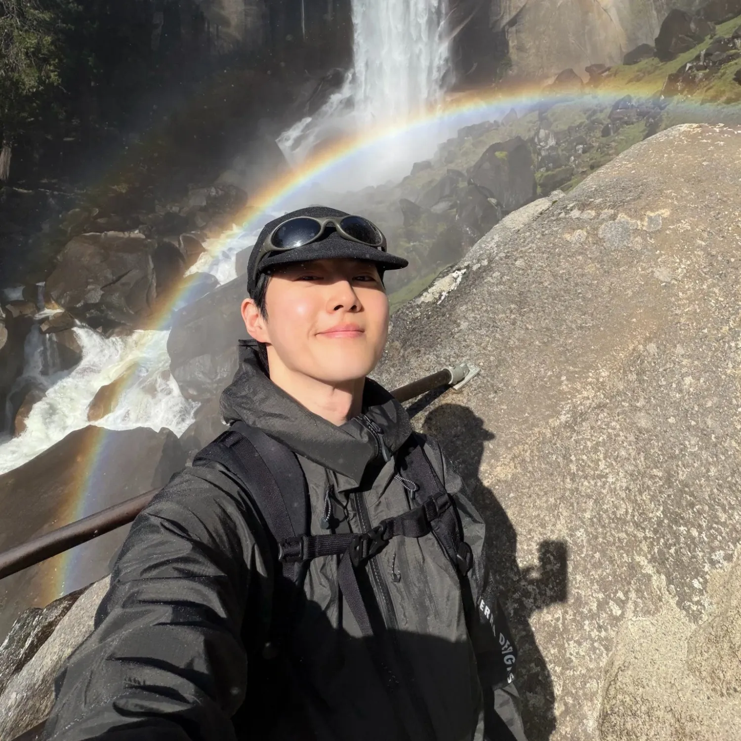 Behind-the-scenes cut of Suho