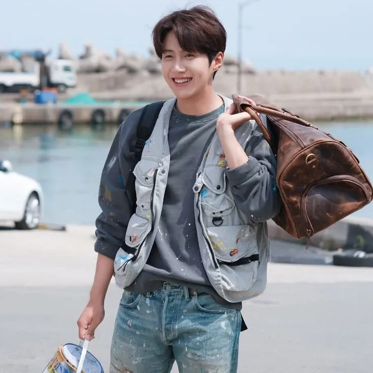 Foto kegiatan terbaru dari Kim Seonho