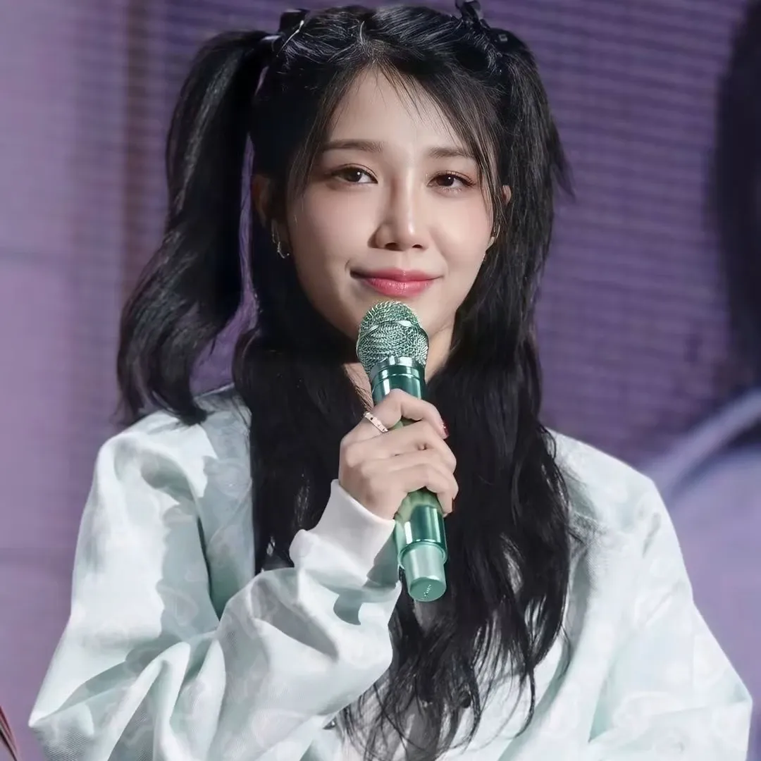 Latest photo of Jung Eunji
