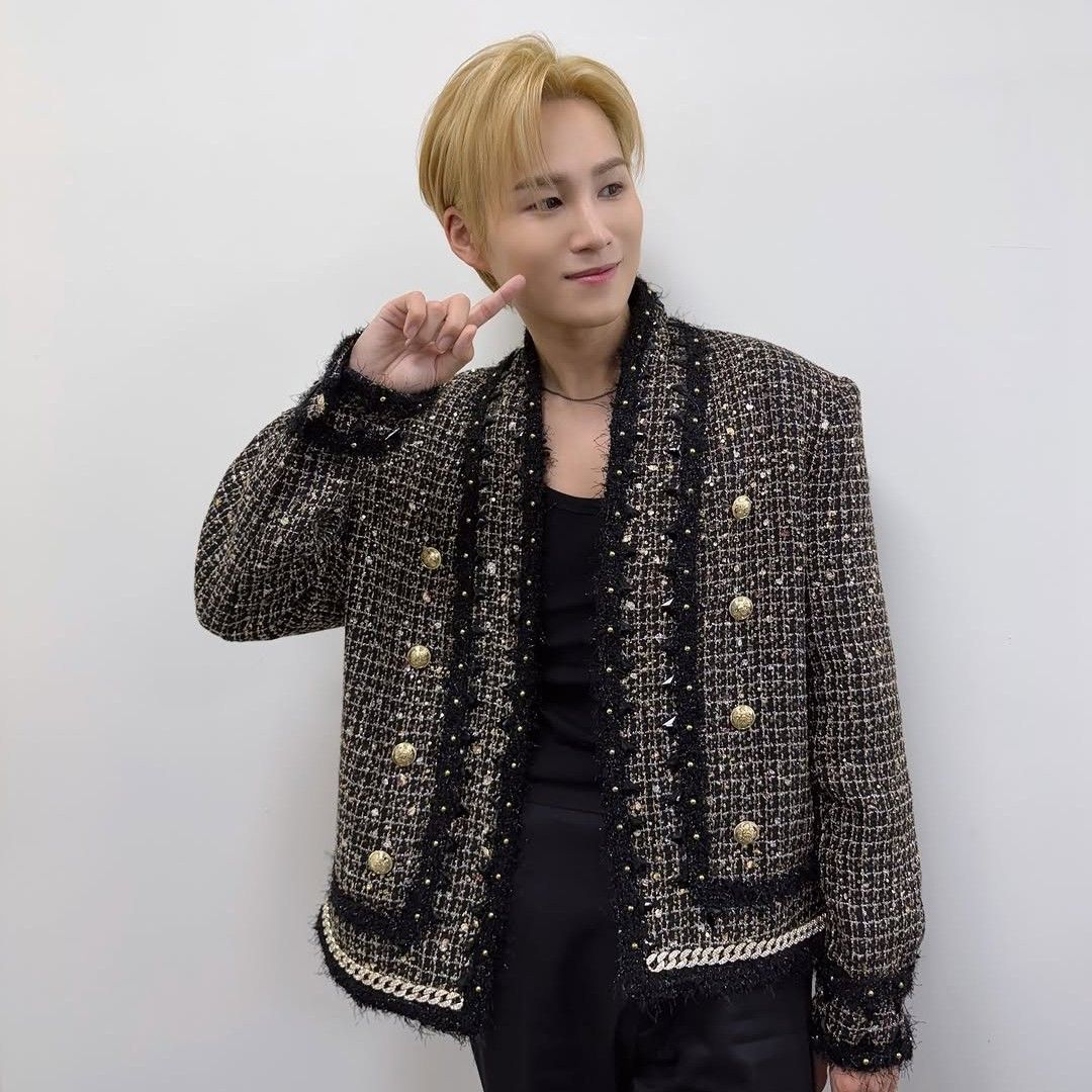 Cuplikan di balik layar dari Kim Heejae