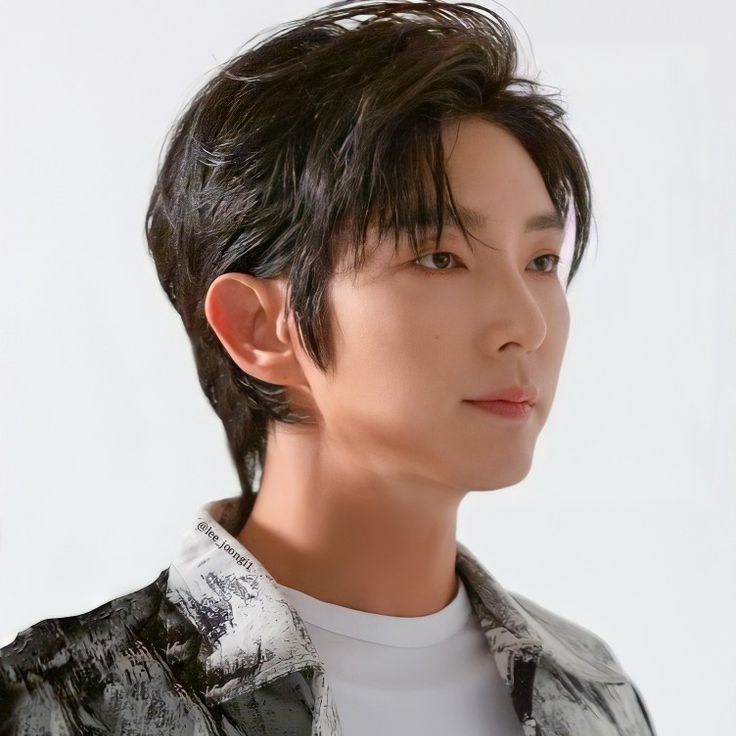 A moment captured by a fan of Lee Joongi