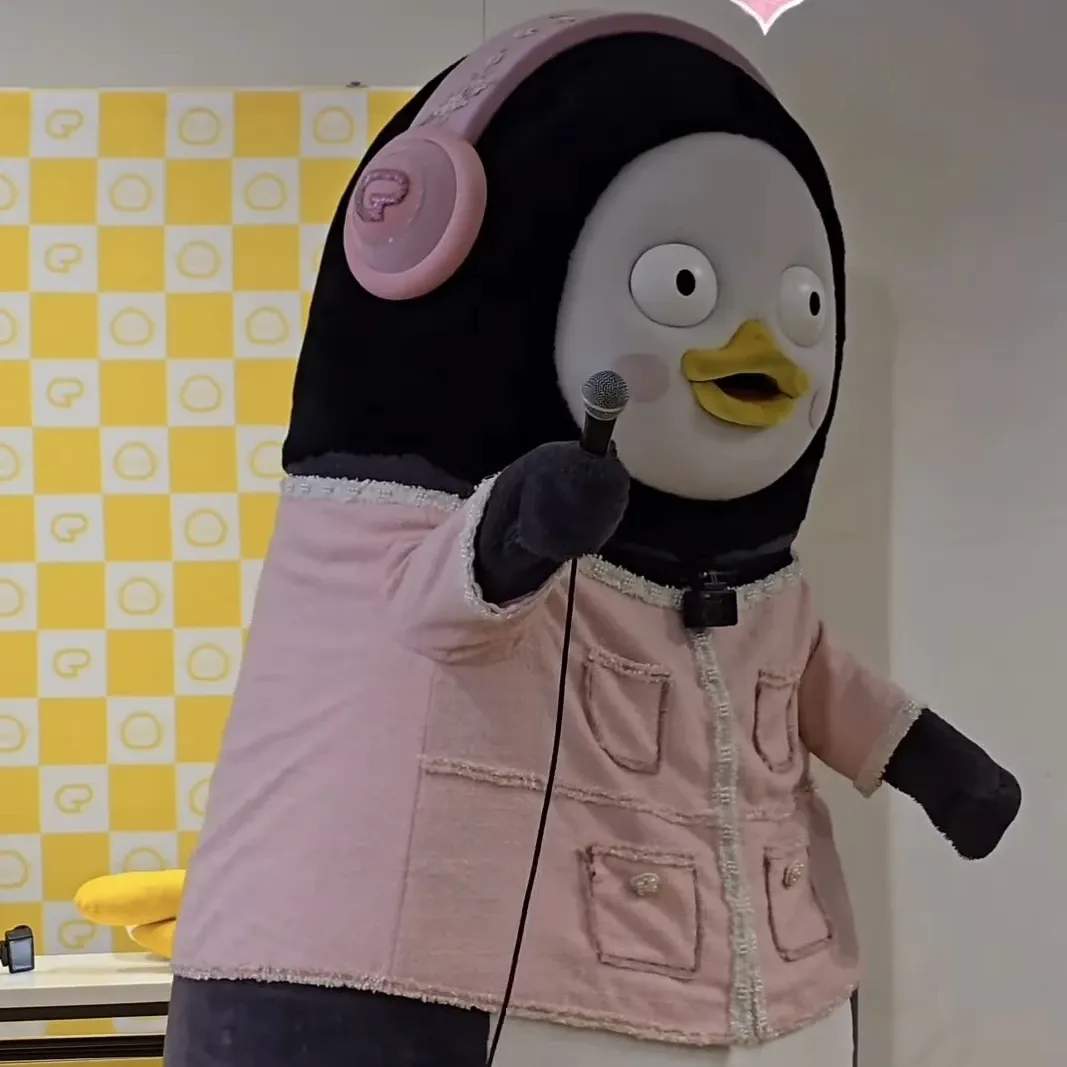ペンスの最新写真