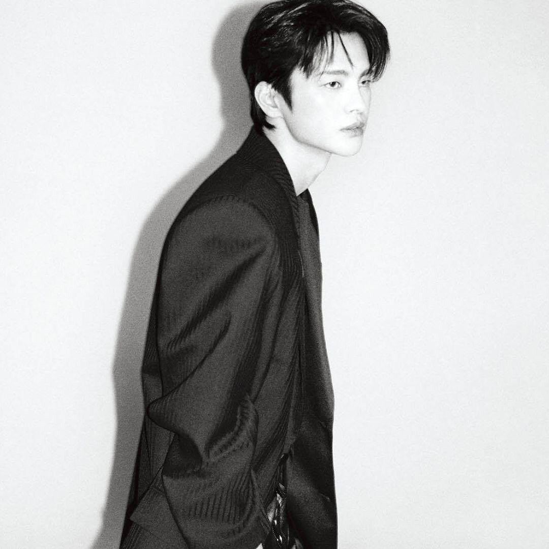 Cuplikan di balik layar dari Seo Inguk