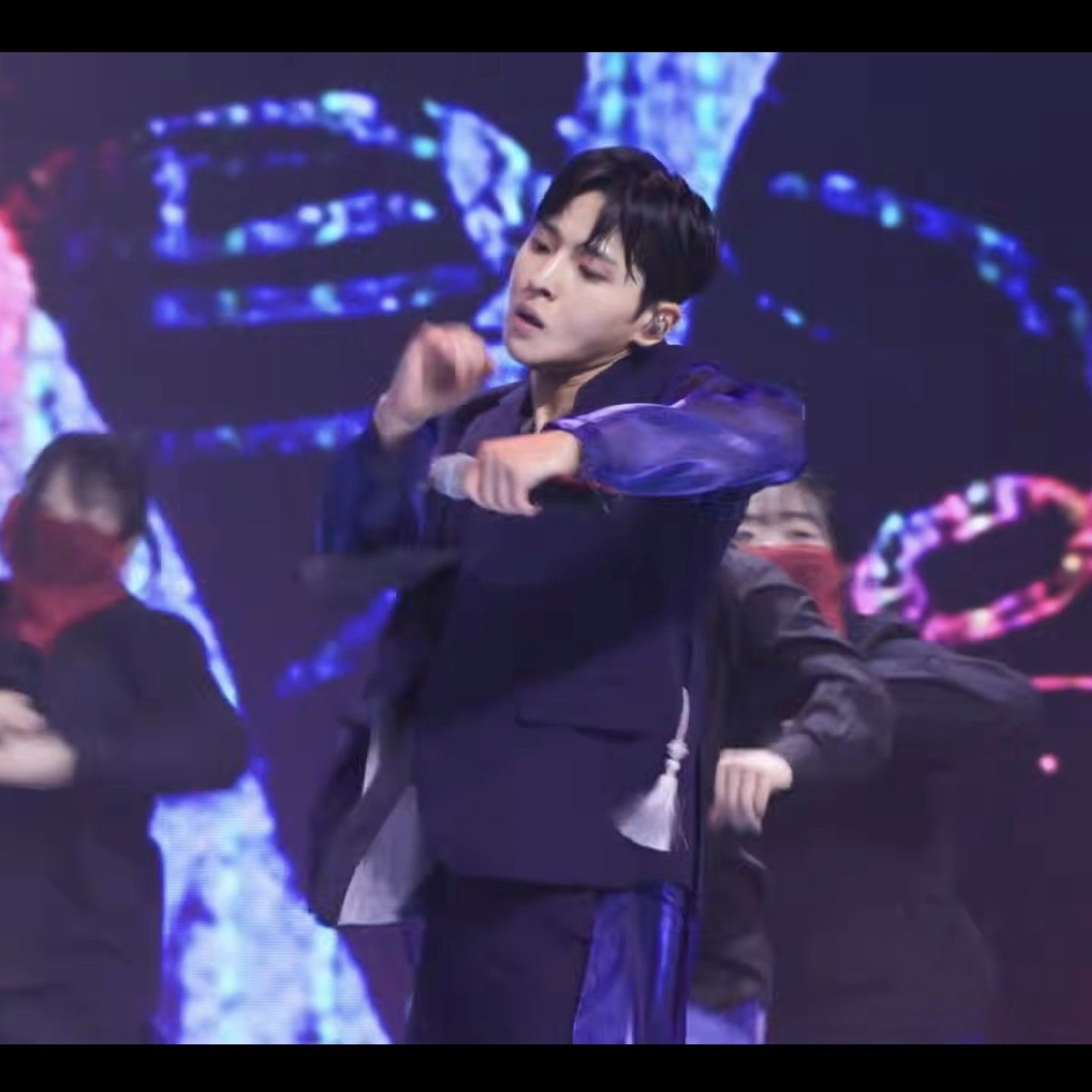 Momen yang diabadikan oleh penggemar Seong Ri