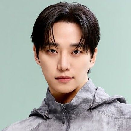 李俊昊的最新照片