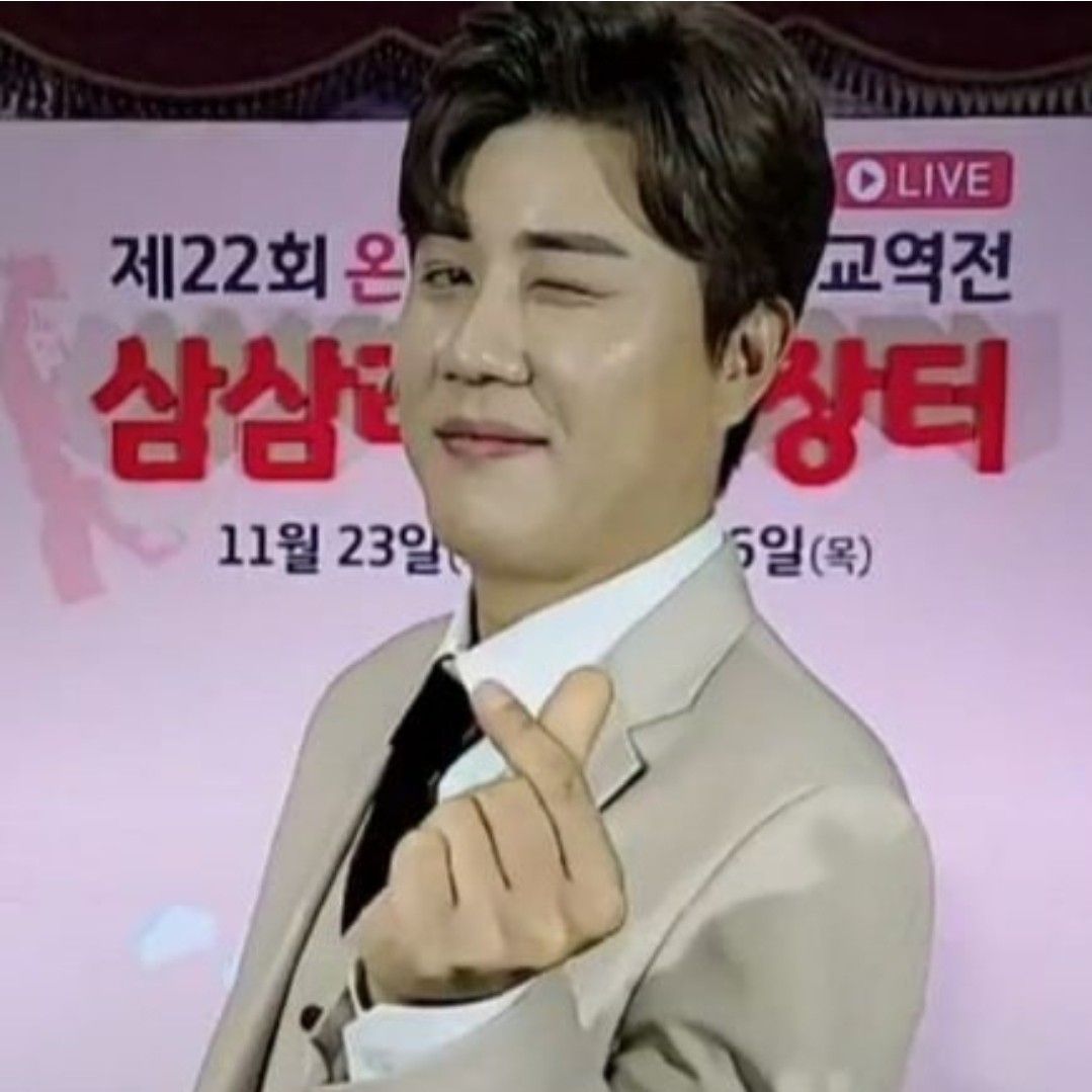 진해성의 비하인드 컷