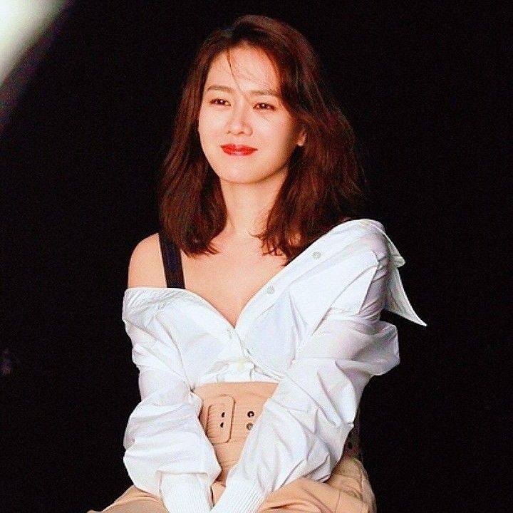 粉丝拍下的孙艺珍瞬间