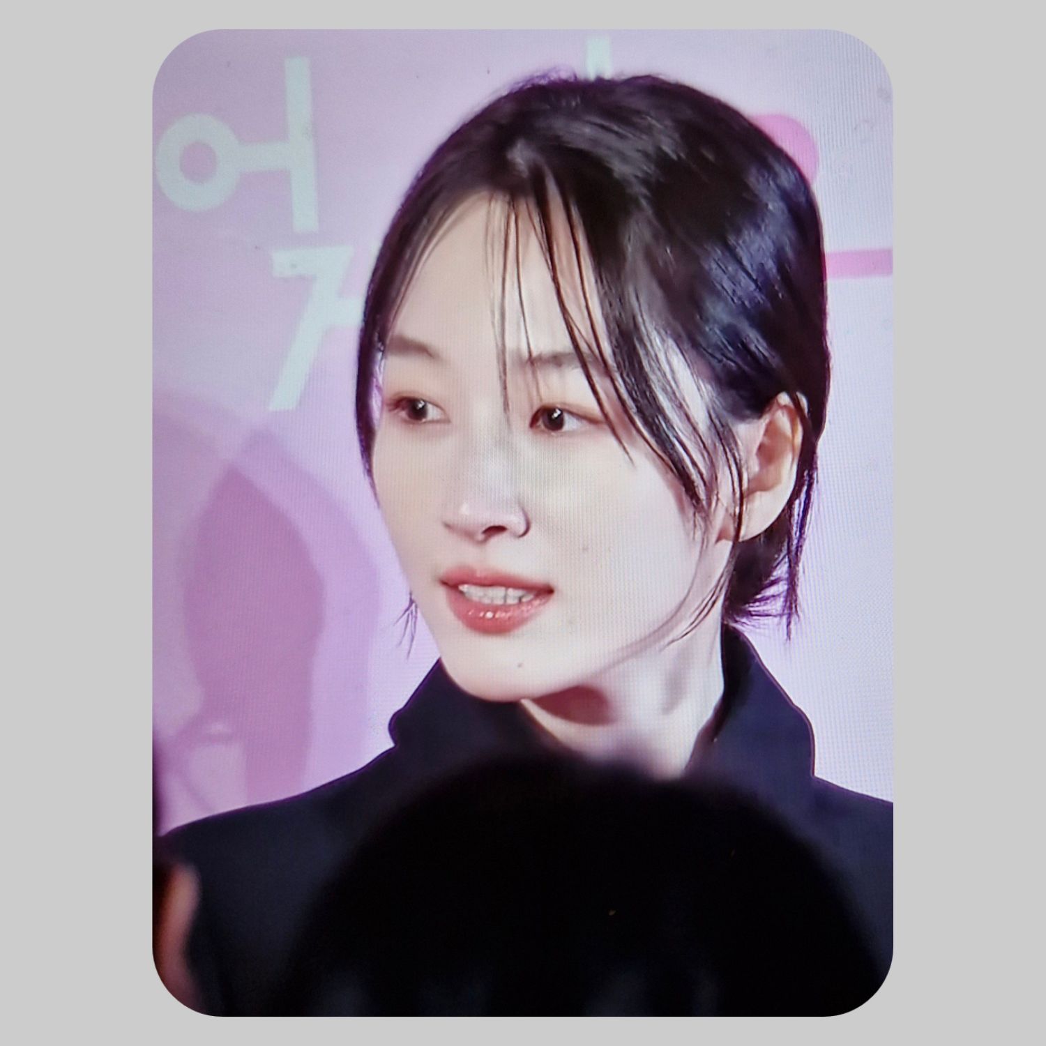 A moment captured by a fan of Won Jian