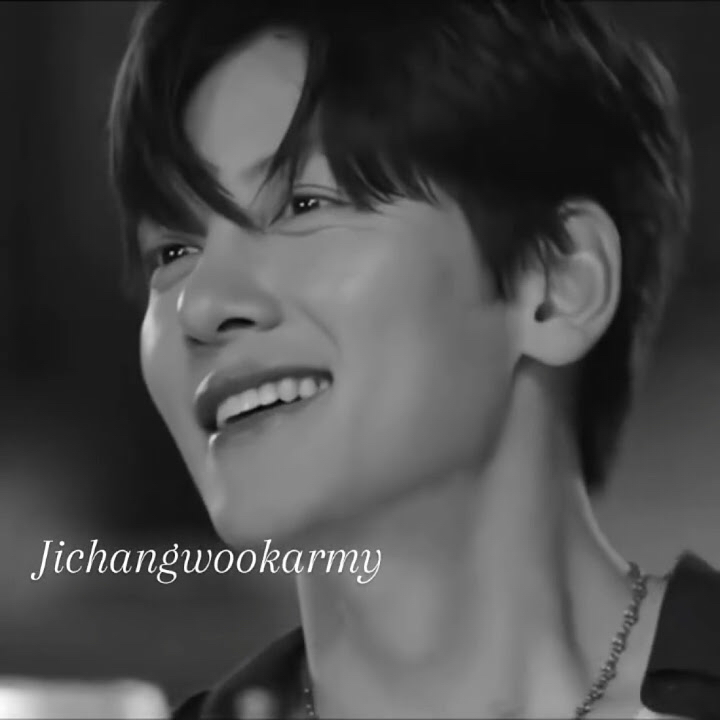 粉丝拍下的池昌旭瞬间