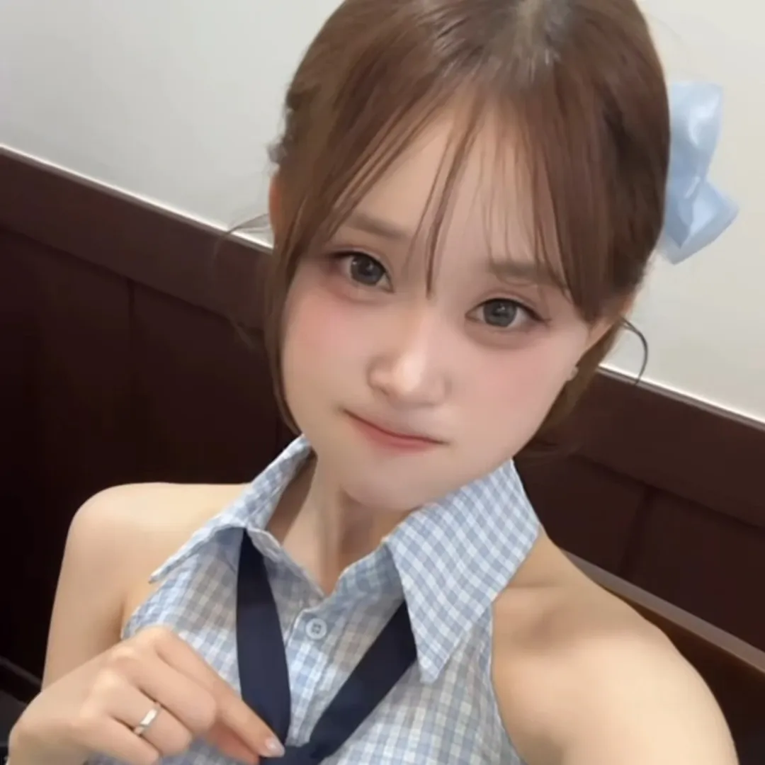Momen yang diabadikan oleh penggemar Kim Dahyun