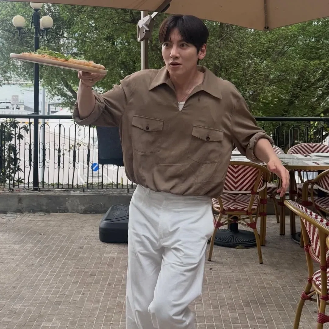 지창욱 최근 활동샷