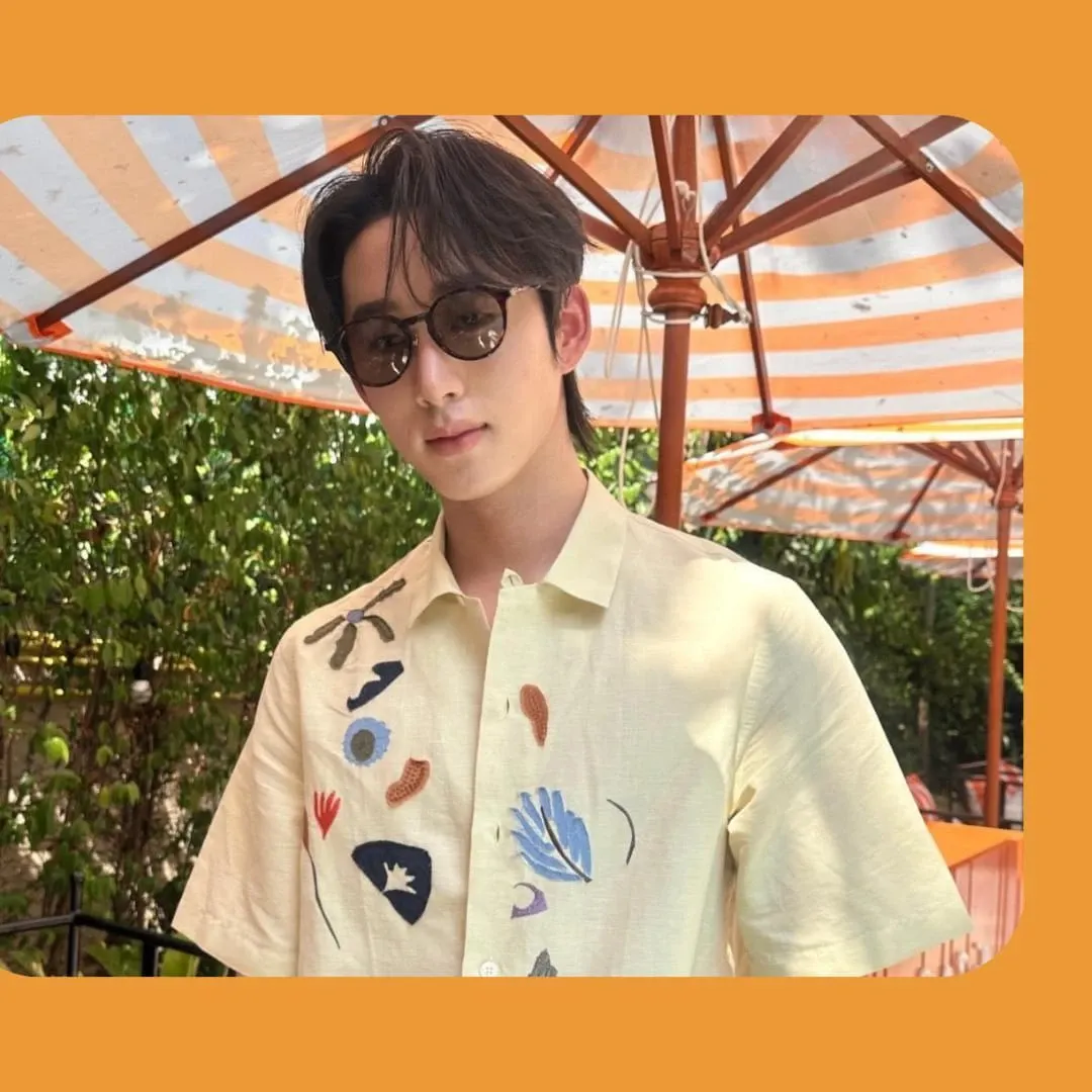 A moment captured by a fan of Est Supha Sangaworawong