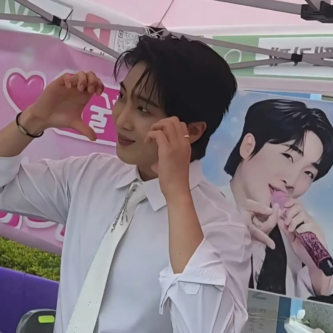 Recent activity shot of Hwang Yunsung