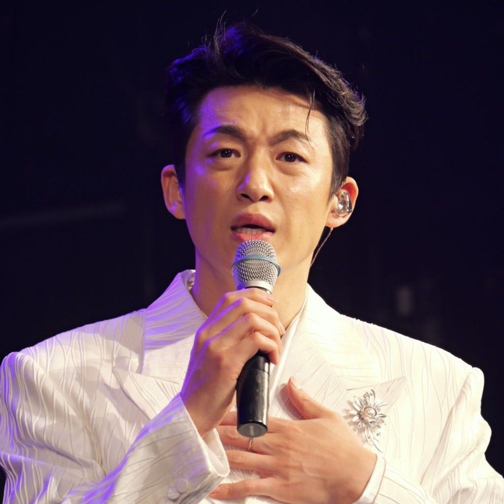 Latest photo of Shin Seungtae