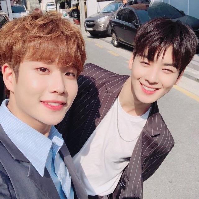 Latest photo of Cha Eunwoo